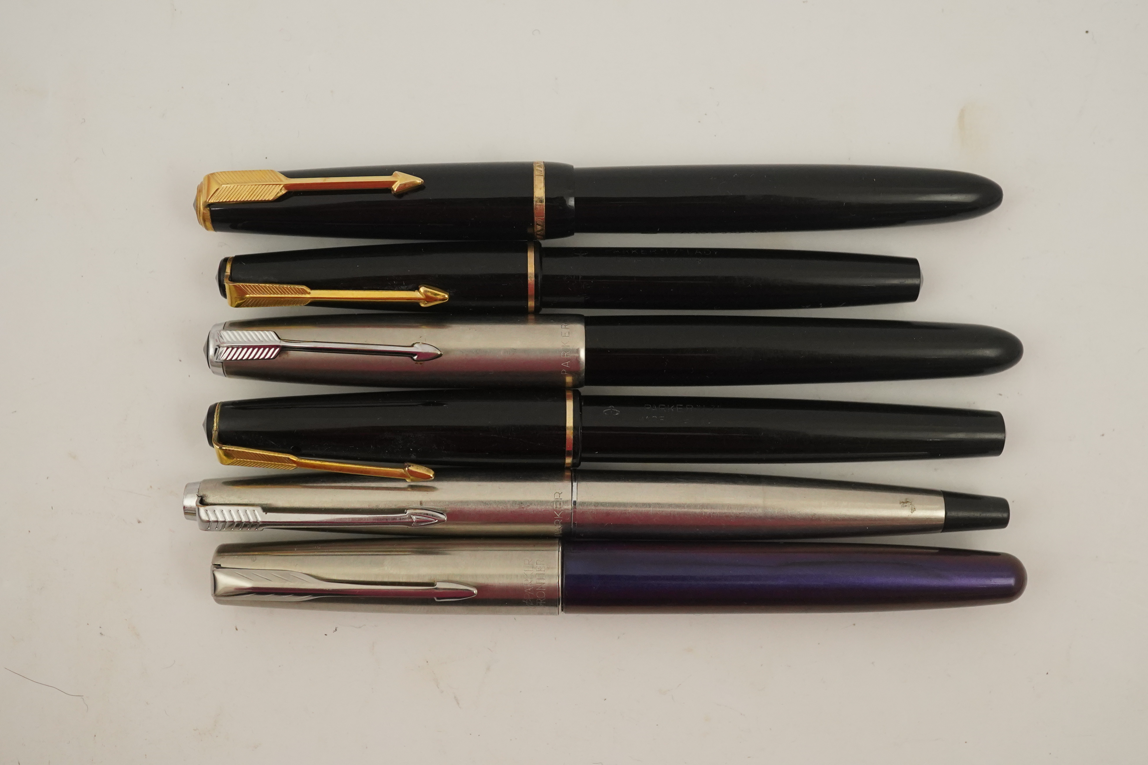 A Parker 51 and five other Parker pens